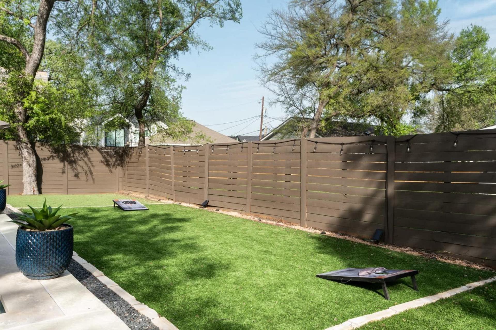 Newly Built Poolside Home W Balcony Bbq Austin Exterior photo